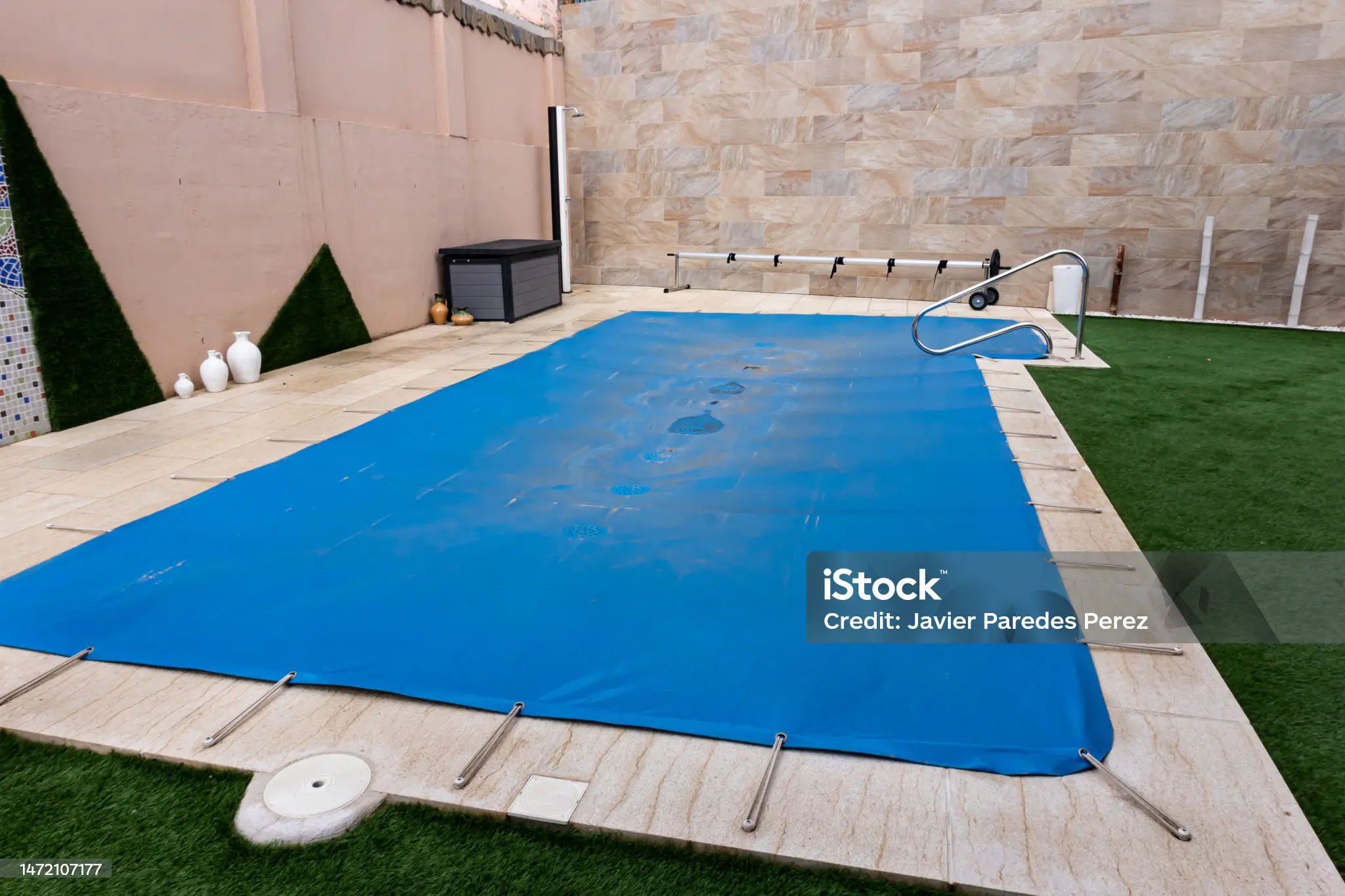 Quand hiverner sa piscine : le guide complet pour protéger votre bassin avant l'hiver